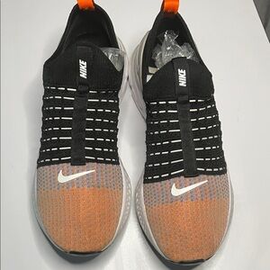Men’s Nike Phantom Black & Orange Slip On Sneakers Size 10 Men’s (11.5 Women’s)